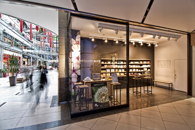 store-img